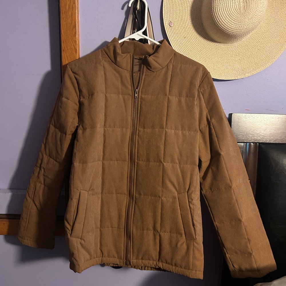 Brown Puffer Jacket with Quilted Design and Full-Length Zipper
